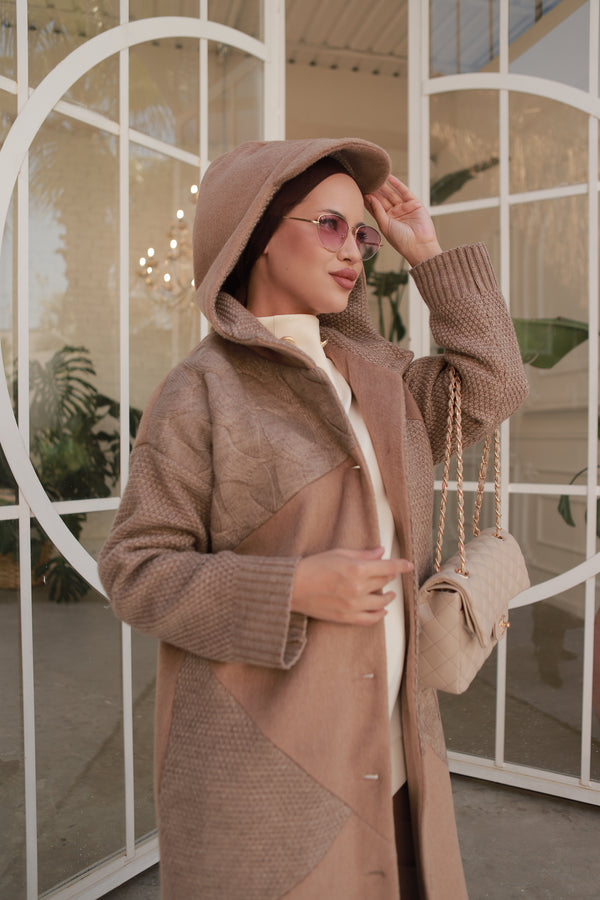 Triko Detaylı Kapüşonlu Kap