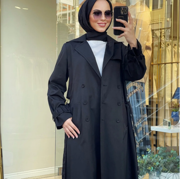 BELDEN KEMERLİ DÜĞME DETAYLI TRENÇ