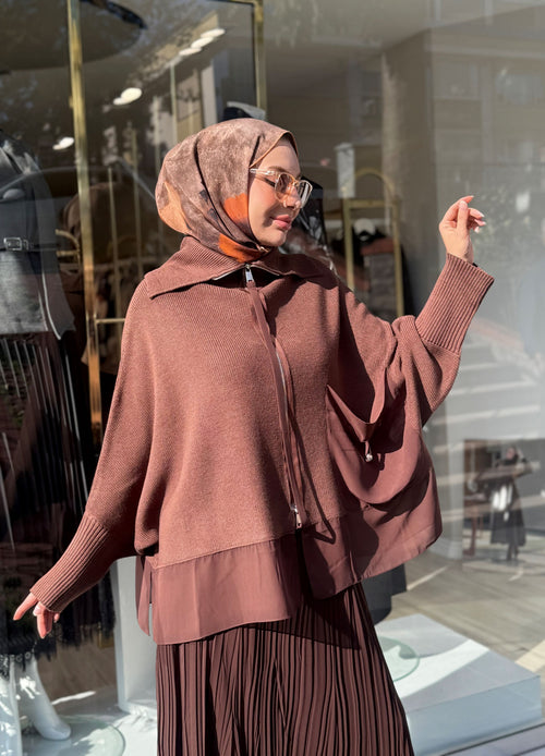 BELLATRİK HIRKA