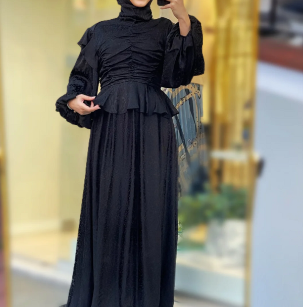 BÜZGÜLÜ DETAYLI ELBİSE