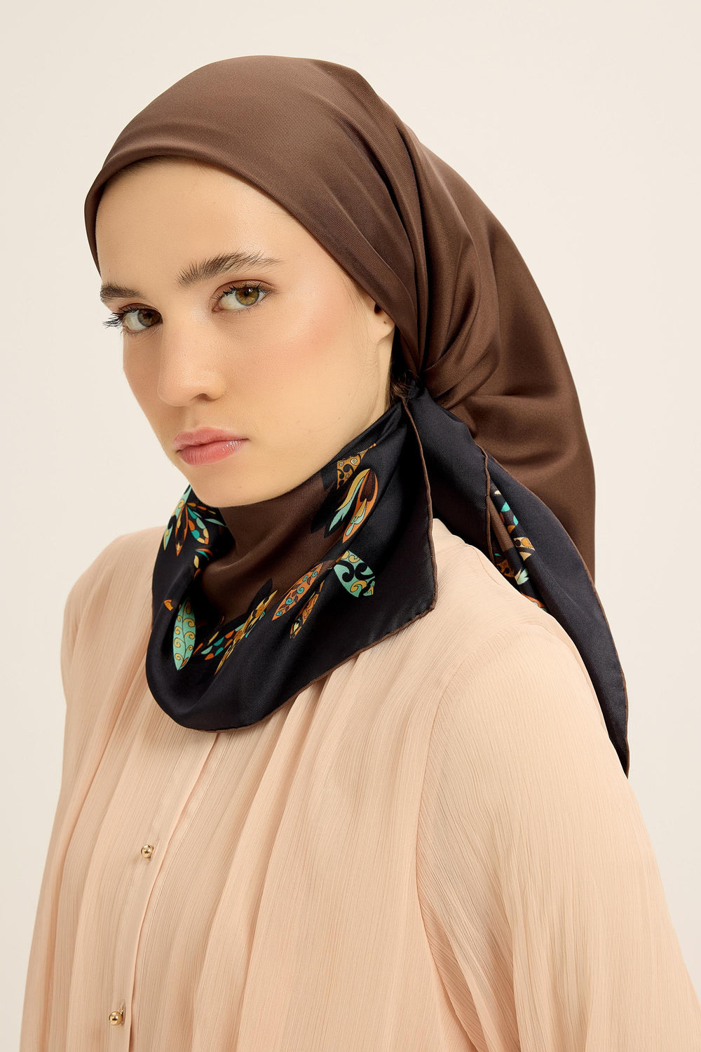 FER TİVİL İPEK EŞARP