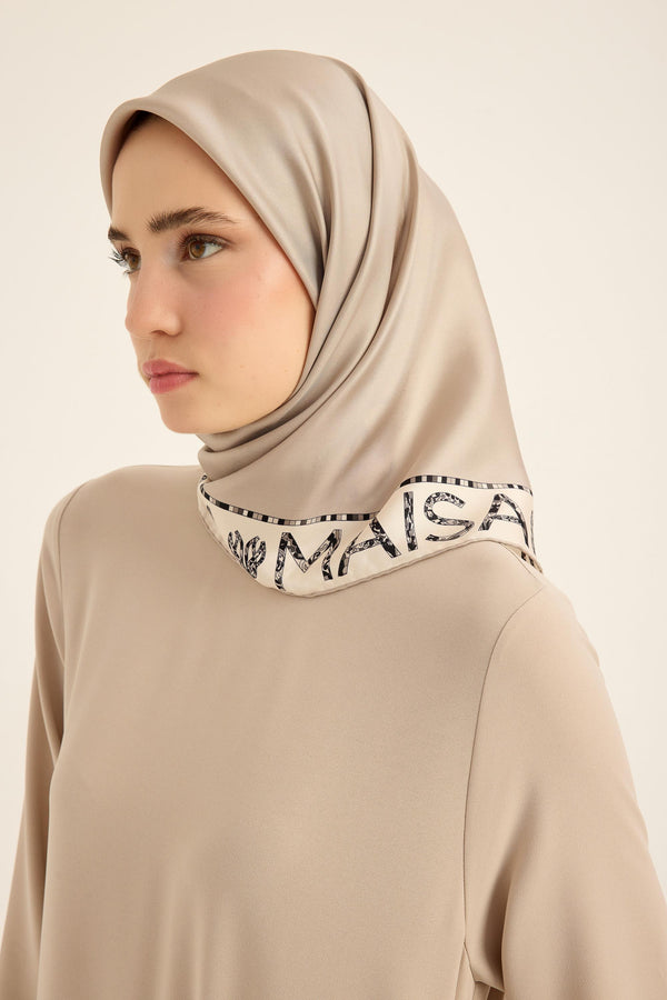 RUFİ TİVİL İPEK EŞARP