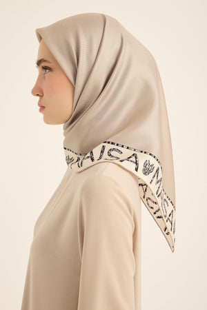 RUFİ TİVİL İPEK EŞARP