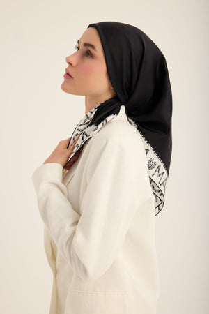 RUFİ TİVİL İPEK EŞARP