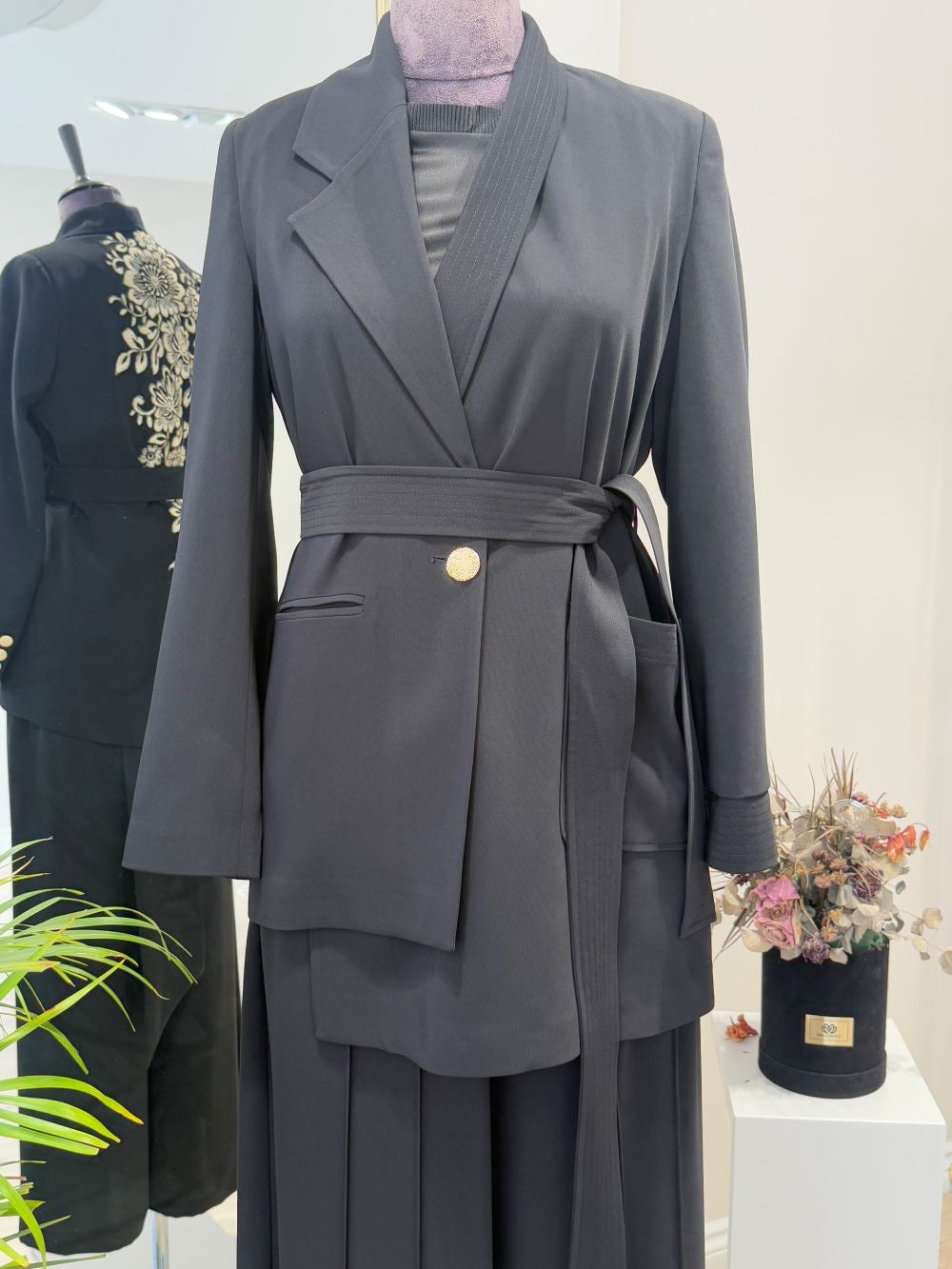 SIRTI ÇİÇEK AOLİKLİ CEKET