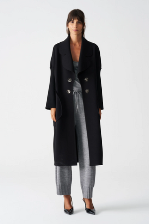 YLVA CAPE