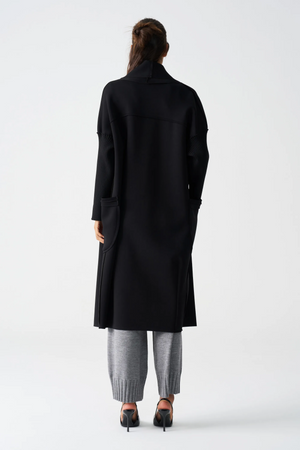 YLVA CAPE